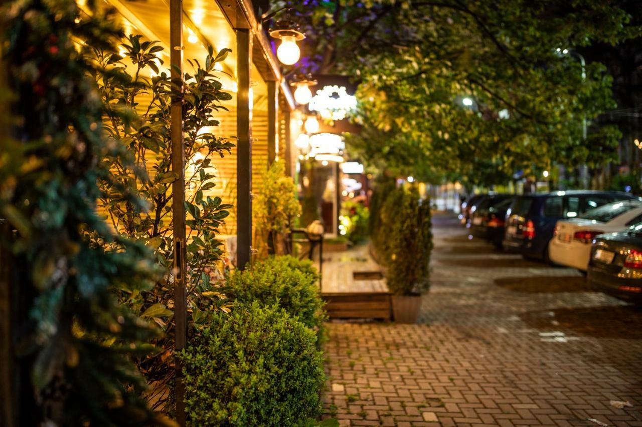 Boulevard Exclusive Πρίστινα Εξωτερικό φωτογραφία